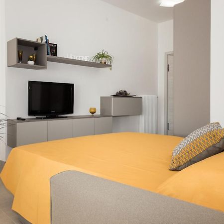Civico40 Luminoso Appartamento Con Balconi E Garage Privato Verona Eksteriør billede