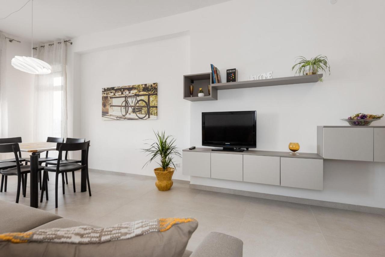 Civico40 Luminoso Appartamento Con Balconi E Garage Privato Verona Eksteriør billede
